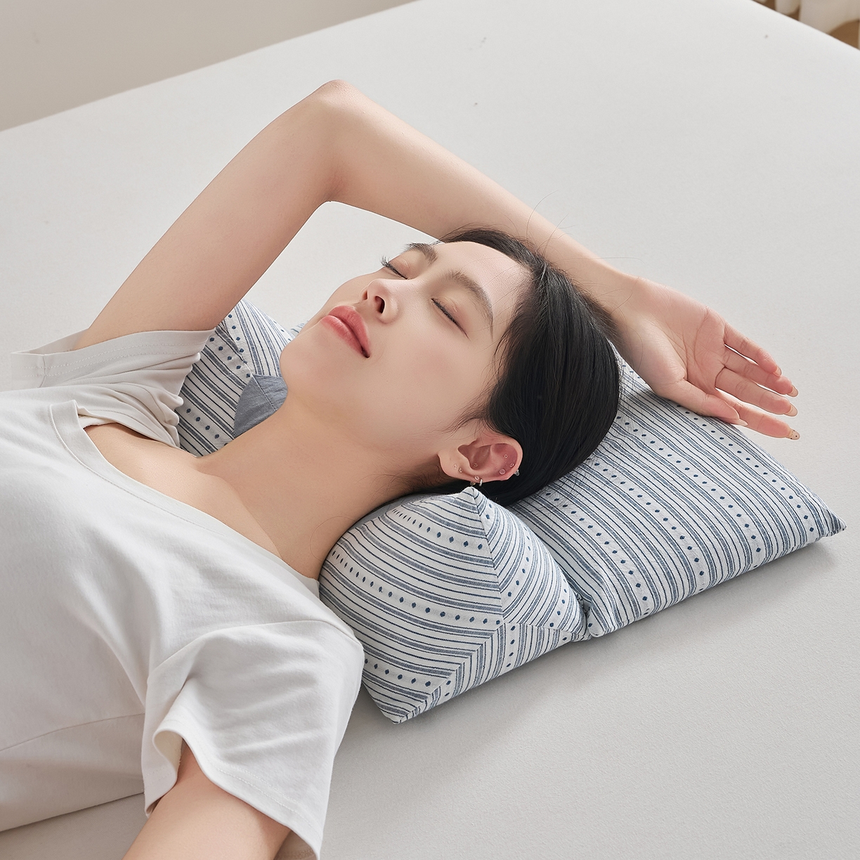 91家纺网 家纺一手货源 找家纺 （总）乐可 2026新款彩条牵引组合枕荞麦枕香丸枕枕头枕芯