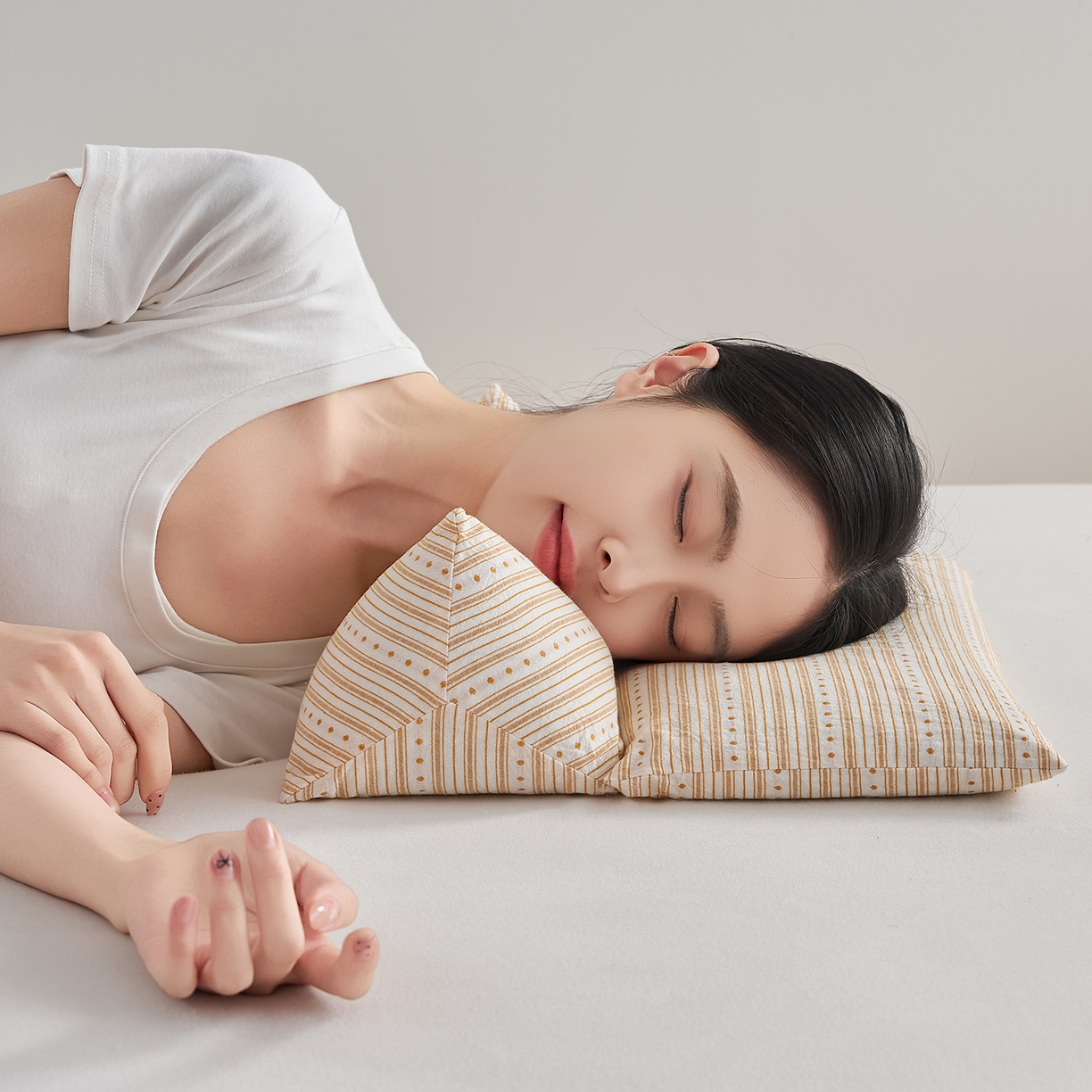 91家纺网 家纺一手货源 找家纺 乐可 2026新款彩条牵引组合枕荞麦枕香丸枕枕头枕芯 彩条牵引组合枕-荞麦款-黄