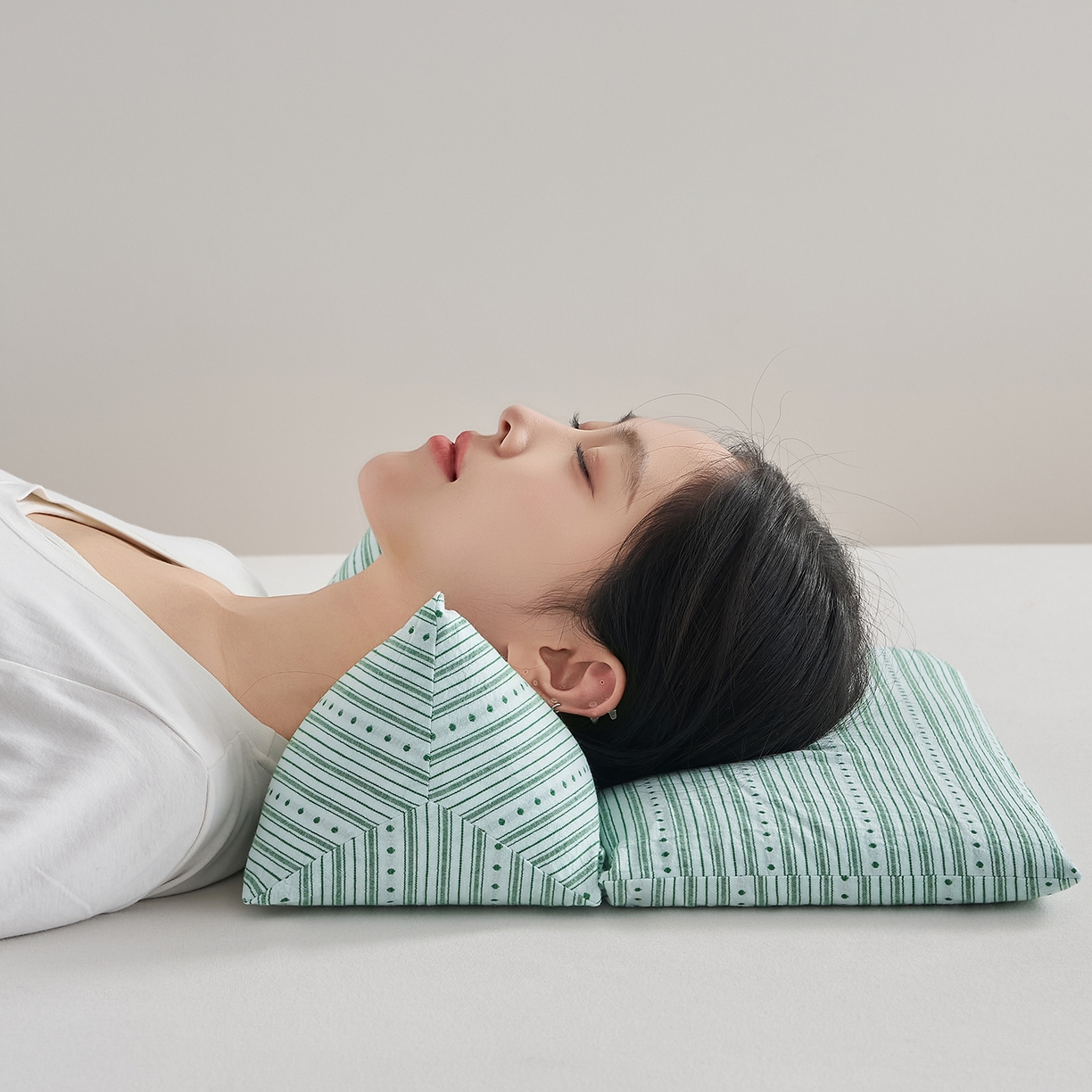 91家纺网 家纺一手货源 找家纺 乐可 2026新款彩条牵引组合枕荞麦枕香丸枕枕头枕芯 彩条牵引组合枕-荞麦款-绿