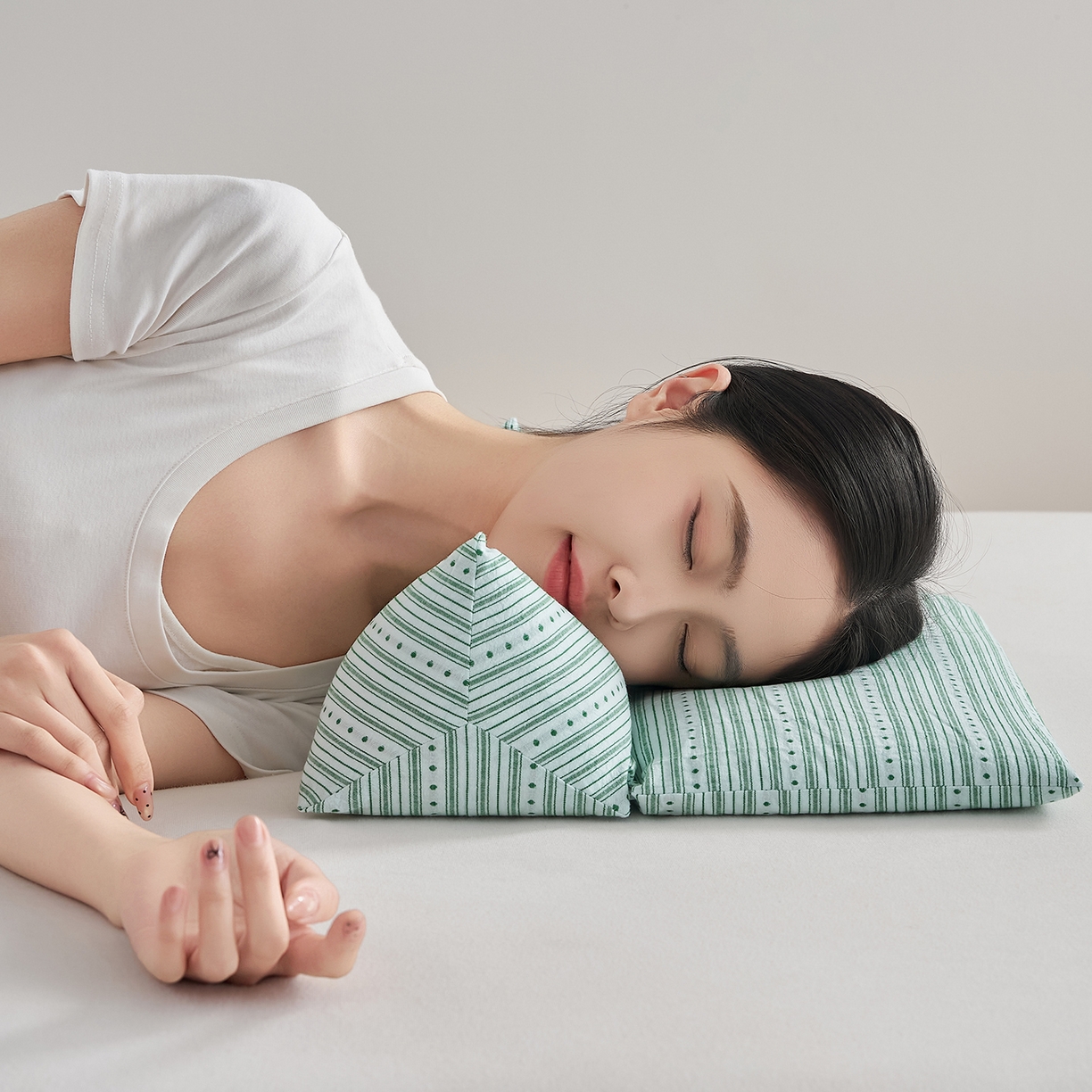 91家纺网 家纺一手货源 找家纺 乐可 2026新款彩条牵引组合枕荞麦枕香丸枕枕头枕芯 彩条牵引组合枕-荞麦款-绿