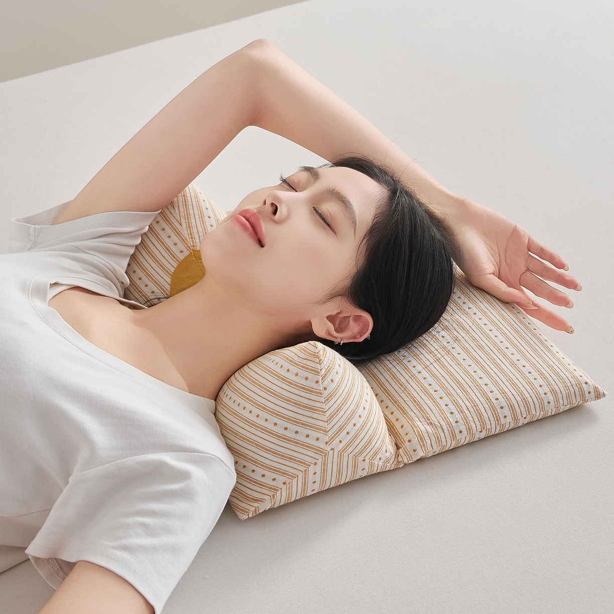 91家纺网 家纺一手货源 找家纺 乐可 2026新款彩条牵引组合枕荞麦枕香丸枕枕头枕芯 彩条牵引组合枕-荞麦款-黄