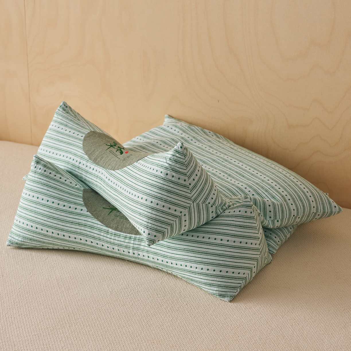 91家纺网 家纺一手货源 找家纺 乐可 2026新款彩条牵引组合枕荞麦枕香丸枕枕头枕芯 彩条牵引组合枕-香丸款-绿