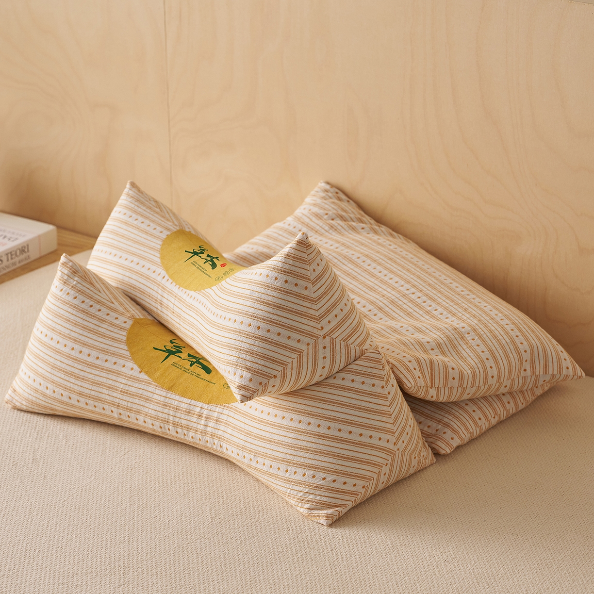 91家纺网 家纺一手货源 找家纺 乐可 2026新款彩条牵引组合枕荞麦枕香丸枕枕头枕芯 彩条牵引组合枕-香丸款-黄