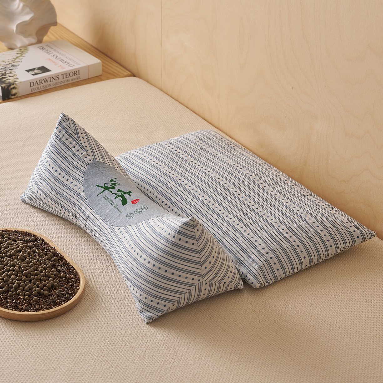 91家纺网 家纺一手货源 找家纺 乐可 2026新款彩条牵引组合枕荞麦枕香丸枕枕头枕芯 彩条牵引组合枕-香丸款-蓝