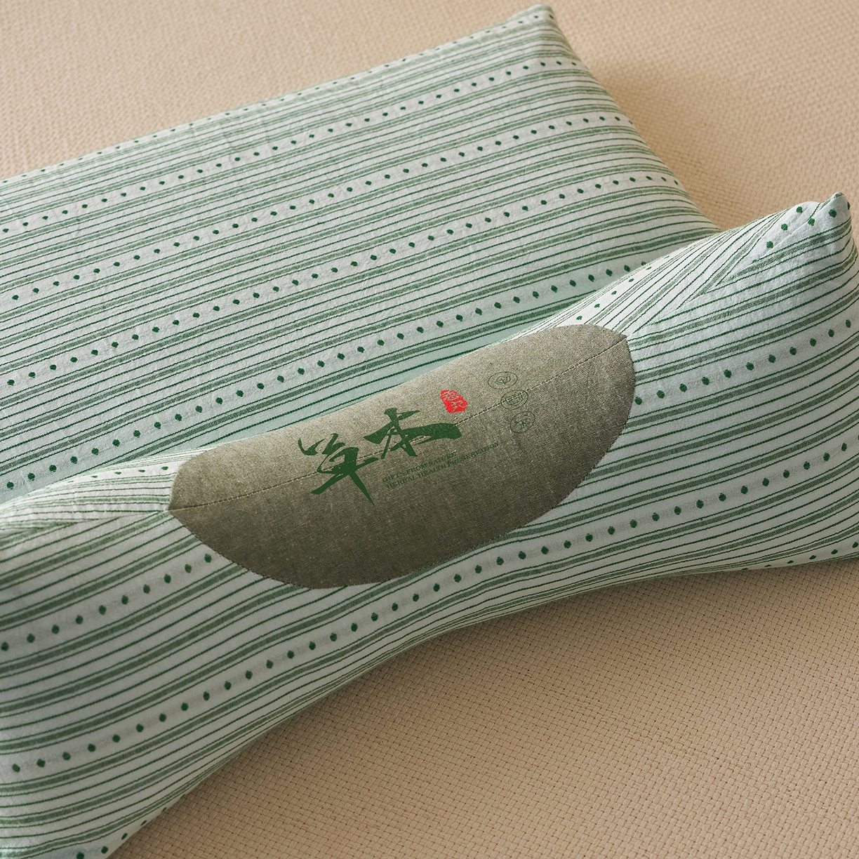 91家纺网 家纺一手货源 找家纺 乐可 2026新款彩条牵引组合枕荞麦枕香丸枕枕头枕芯 彩条牵引组合枕-荞麦款-绿