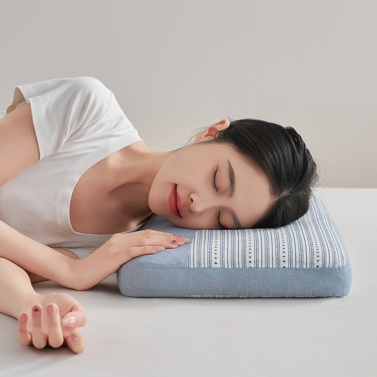 91家纺网 家纺一手货源 找家纺 （总）乐可 2026新款彩条双拼枕荞麦枕香丸枕枕头枕芯