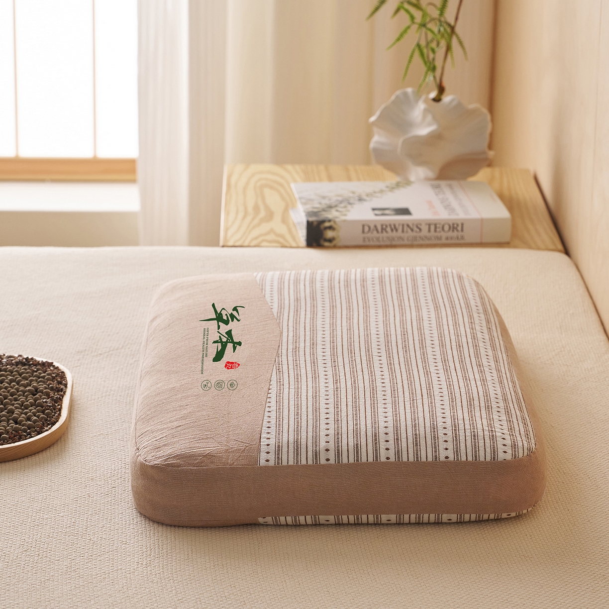 91家纺网 家纺一手货源 找家纺 乐可 2026新款彩条双拼枕荞麦枕香丸枕枕头枕芯 彩条双拼枕-荞麦款-棕