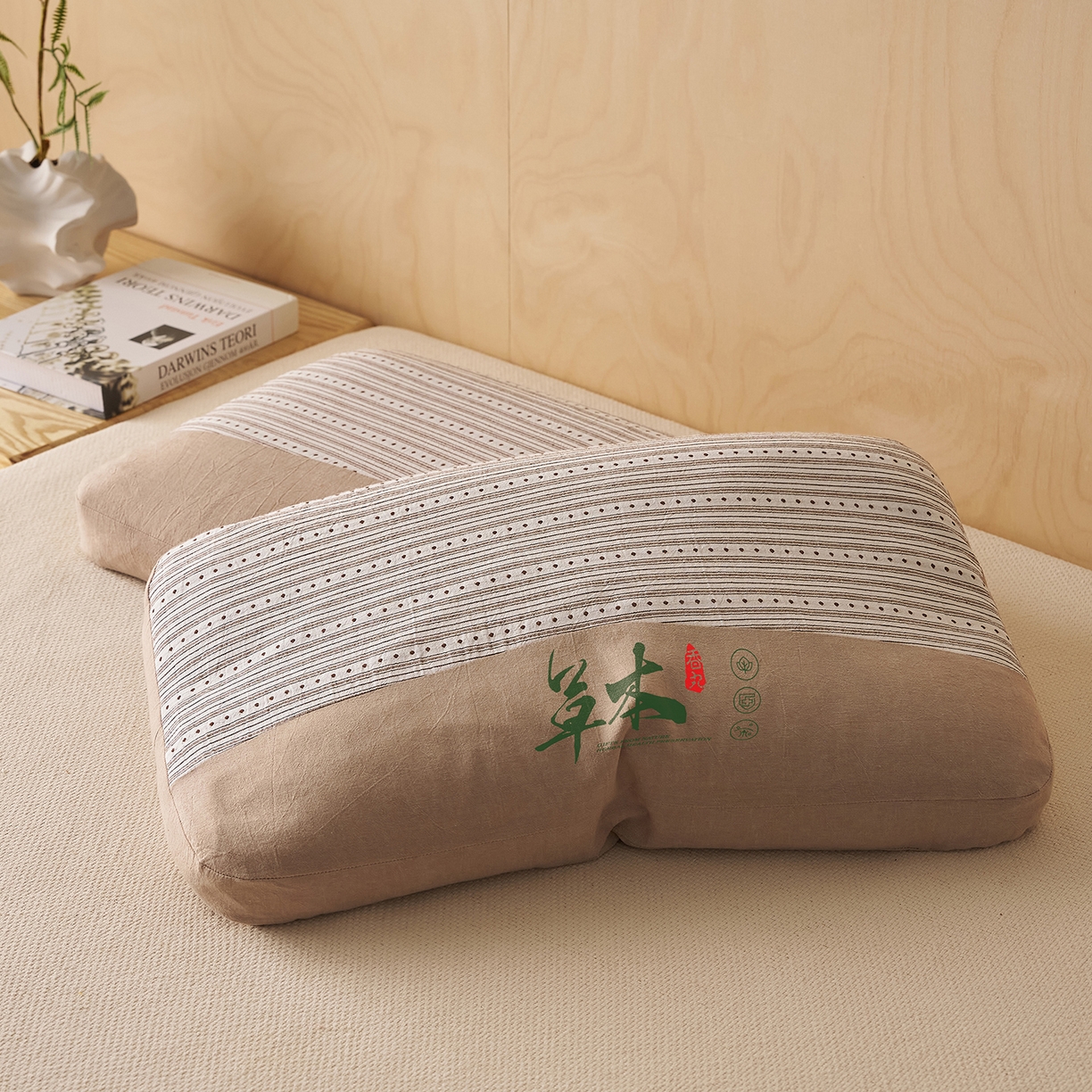 91家纺网 家纺一手货源 找家纺 乐可 2026新款彩条双拼枕荞麦枕香丸枕枕头枕芯 彩条双拼枕-香丸款-棕