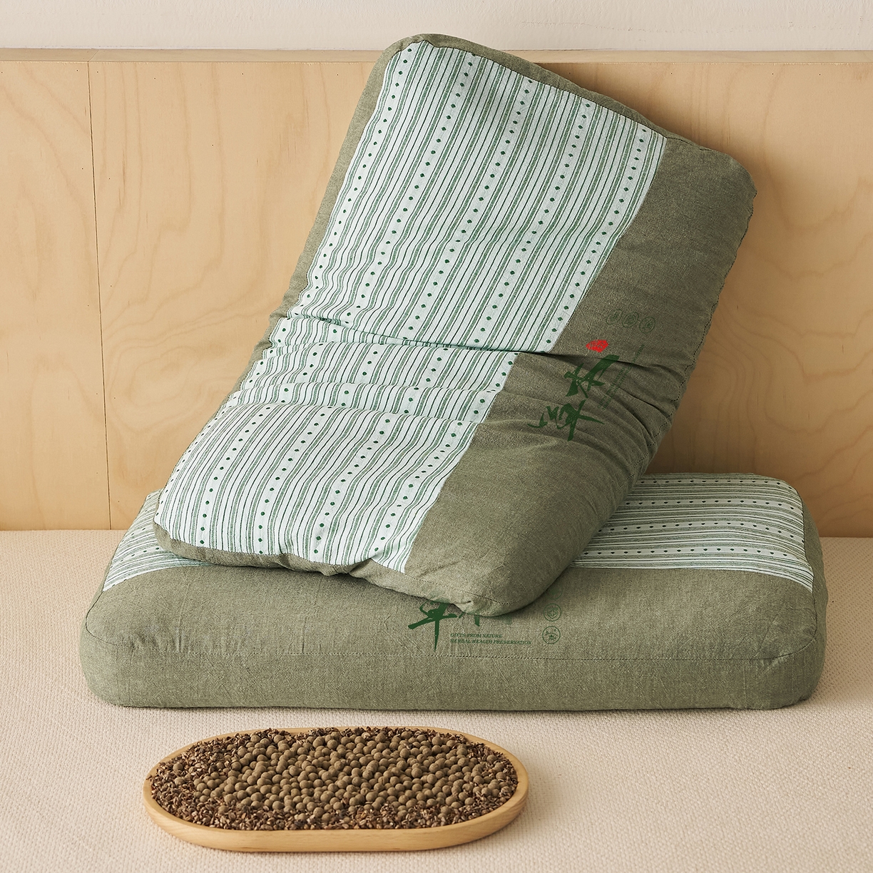 91家纺网 家纺一手货源 找家纺 乐可 2026新款彩条双拼枕荞麦枕香丸枕枕头枕芯 彩条双拼枕-香丸款-绿