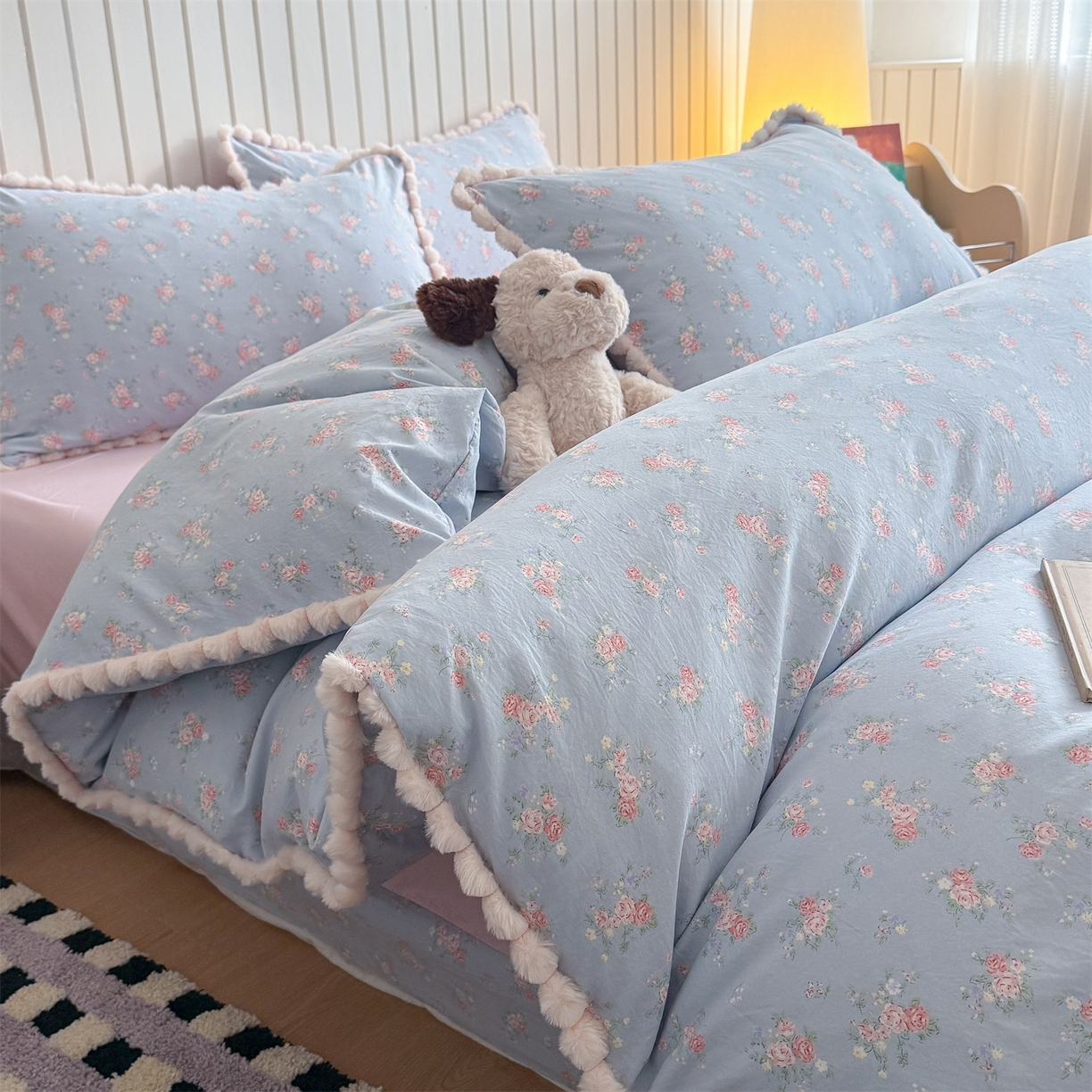 91家纺网 家纺一手货源 找家纺 （总）吾欢心 2026春夏新款古法水洗仿棉毛球花边款四件套