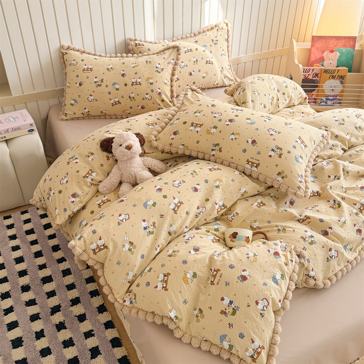 91家纺网 家纺一手货源 找家纺 吾欢心 2026春夏新款古法水洗仿棉毛球花边款四件套 猫猫乐园