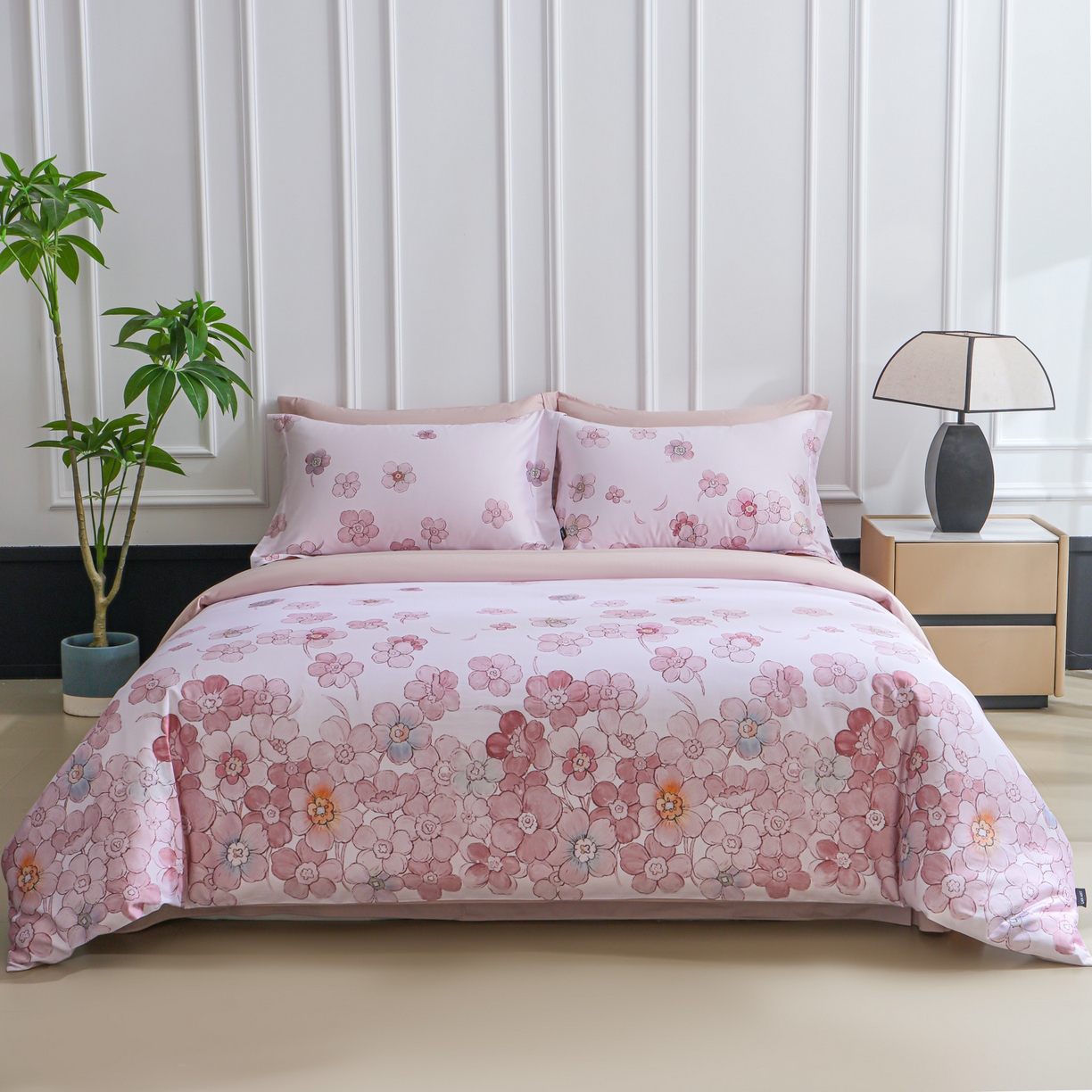91家纺网 家纺一手货源 找家纺 洺兰家居 2025新款100支全棉新疆棉数码印花四件套长绒棉贴边床单床笠床上用品套件-专版（控价标准235加大255床笠245）春花烂漫-粉