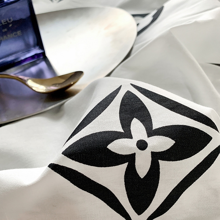 91家纺网 家纺一手货源 找家纺 朵希曼 2026新款全棉北欧黑白极简系列四件套 复古摩登