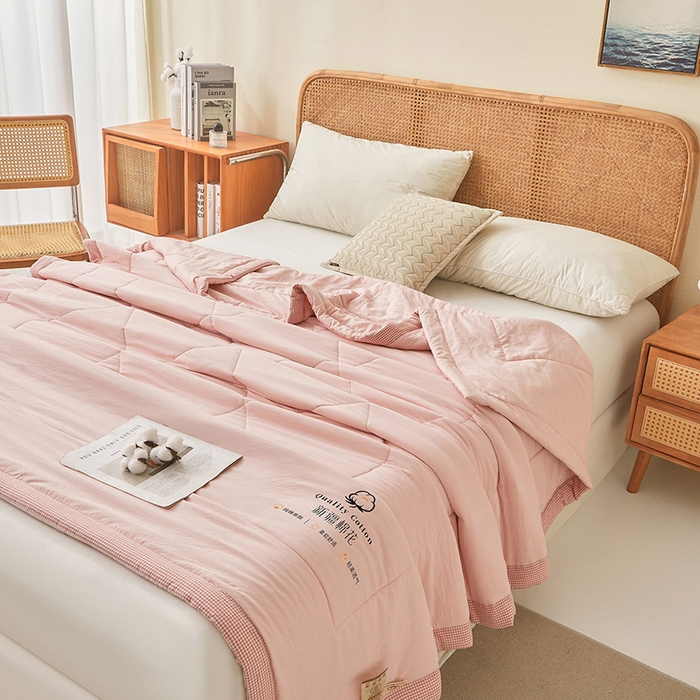 91家纺网 家纺一手货源 找家纺 魅图家纺 2026新款新疆棉花夏被被子被芯新疆棉 烟粉【提供买家秀】