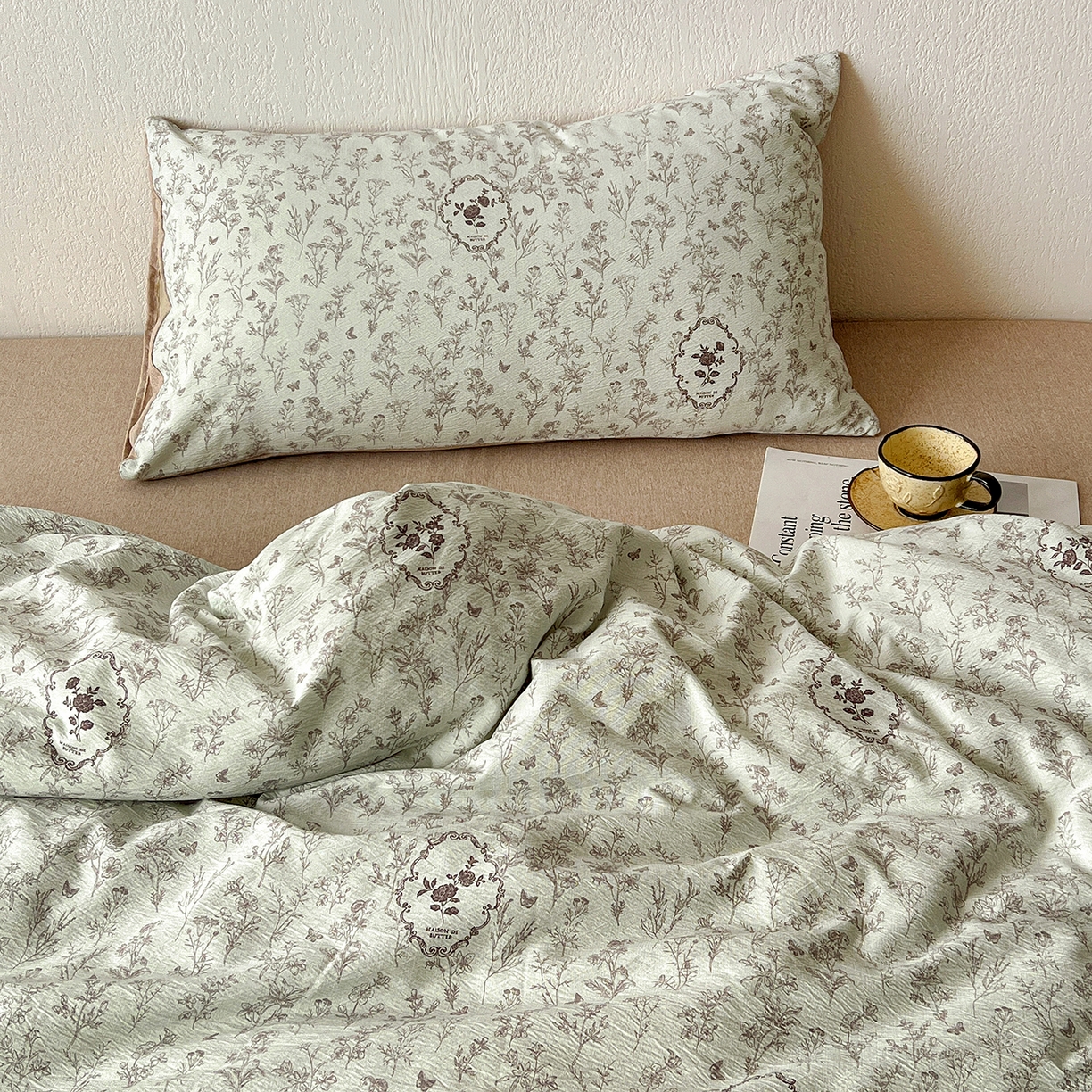 91家纺网 家纺一手货源 找家纺 仟网汇 2026新款高克重加厚色织提花系列四件套小布袋包装 岚影