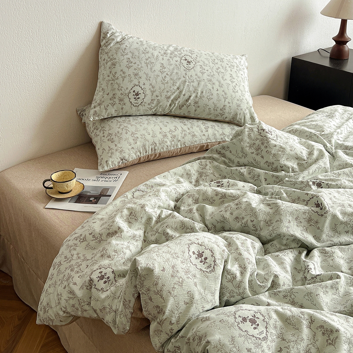 91家纺网 家纺一手货源 找家纺 仟网汇 2026新款高克重加厚色织提花系列四件套小布袋包装 岚影