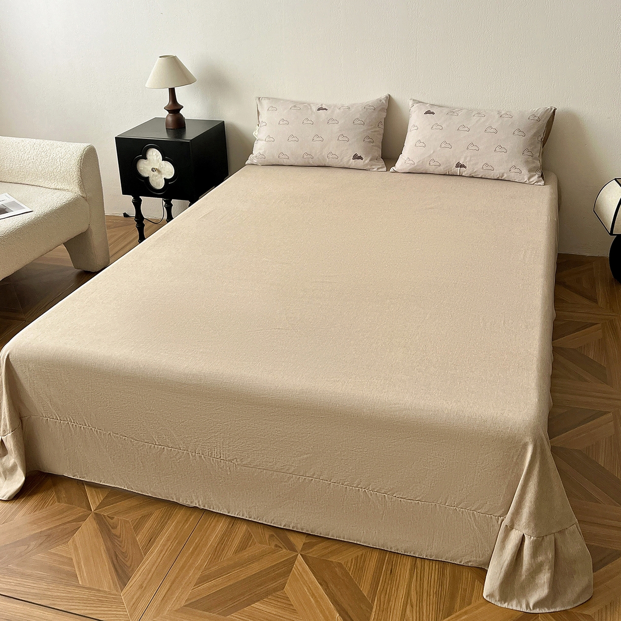 91家纺网 家纺一手货源 找家纺 仟网汇 2026新款高克重加厚色织提花系列四件套小布袋包装 蘑菇兔-咖