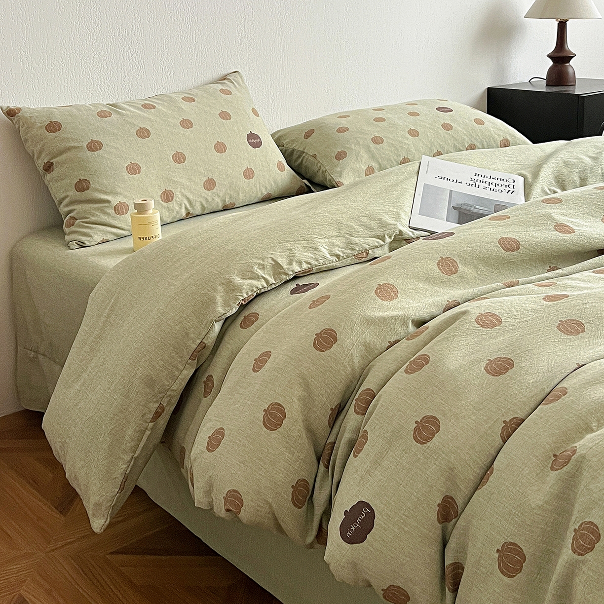 91家纺网 家纺一手货源 找家纺 仟网汇 2026新款高克重加厚色织提花系列四件套小布袋包装 暖栗南瓜