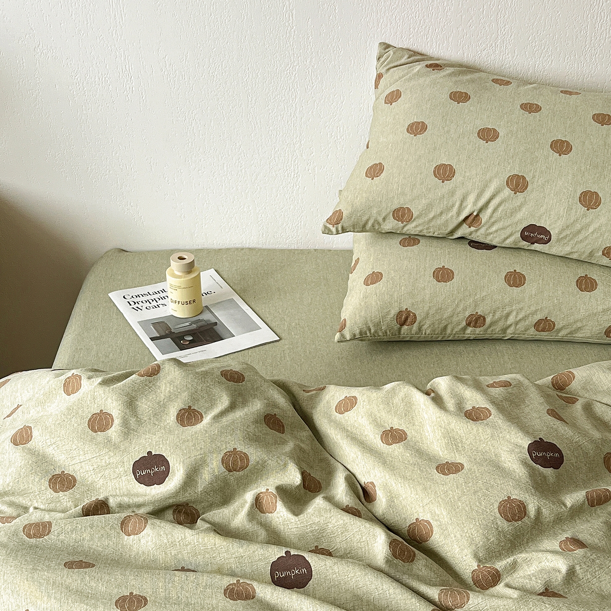 91家纺网 家纺一手货源 找家纺 仟网汇 2026新款高克重加厚色织提花系列四件套小布袋包装 暖栗南瓜