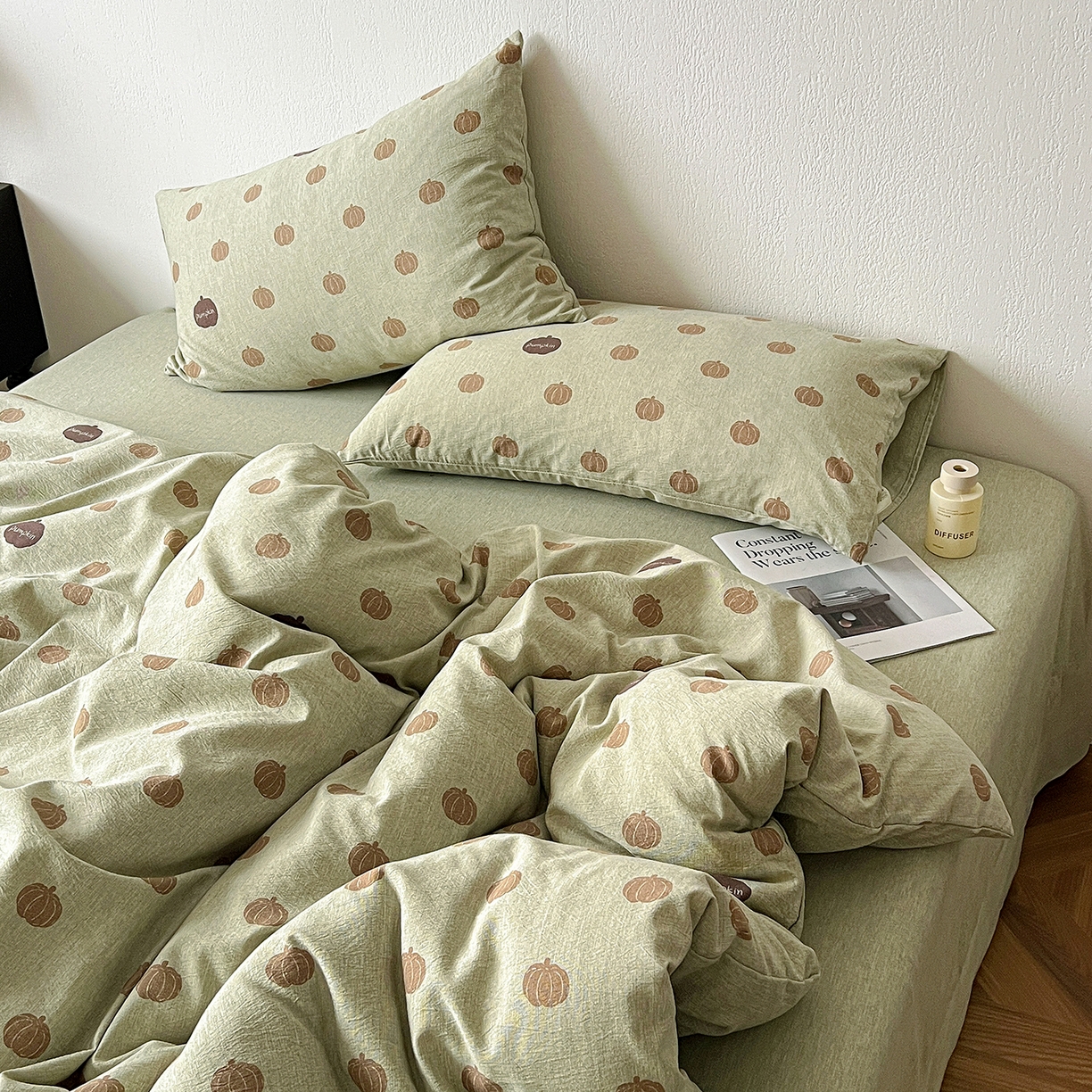 91家纺网 家纺一手货源 找家纺 仟网汇 2026新款高克重加厚色织提花系列四件套小布袋包装 暖栗南瓜