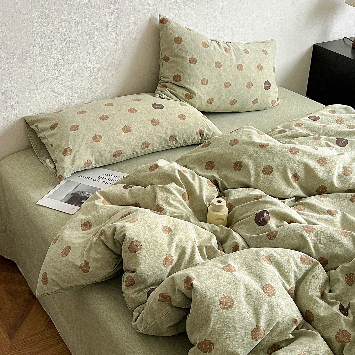 91家纺网 家纺一手货源 找家纺 仟网汇 2026新款高克重加厚色织提花系列四件套小布袋包装 暖栗南瓜