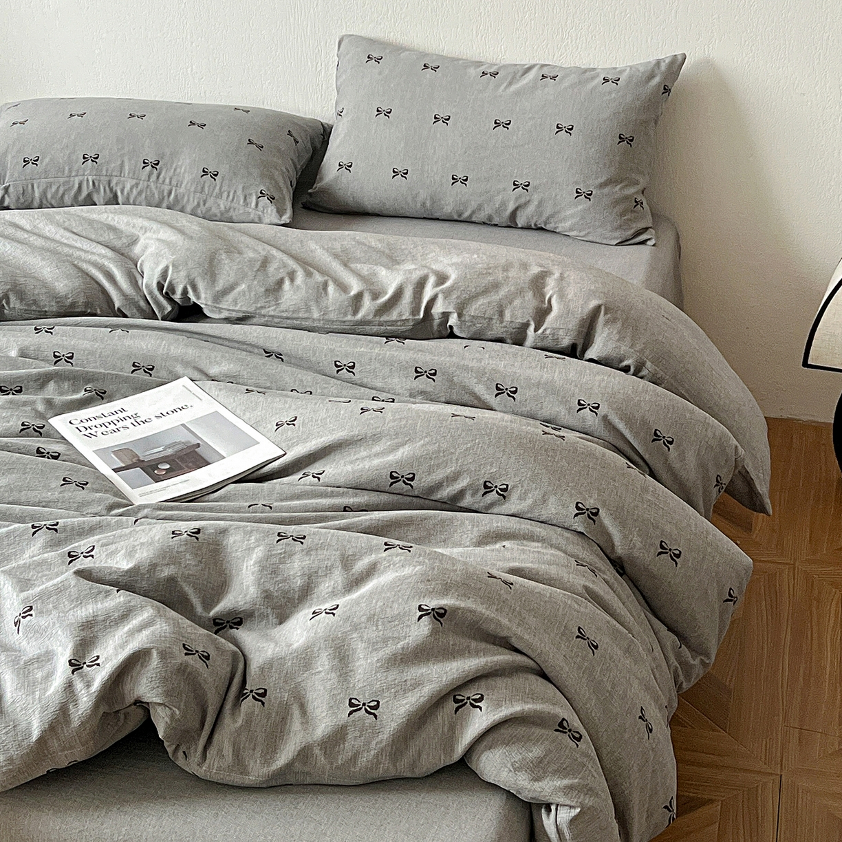 91家纺网 家纺一手货源 找家纺 仟网汇 2026新款高克重加厚色织提花系列四件套小布袋包装 少女心