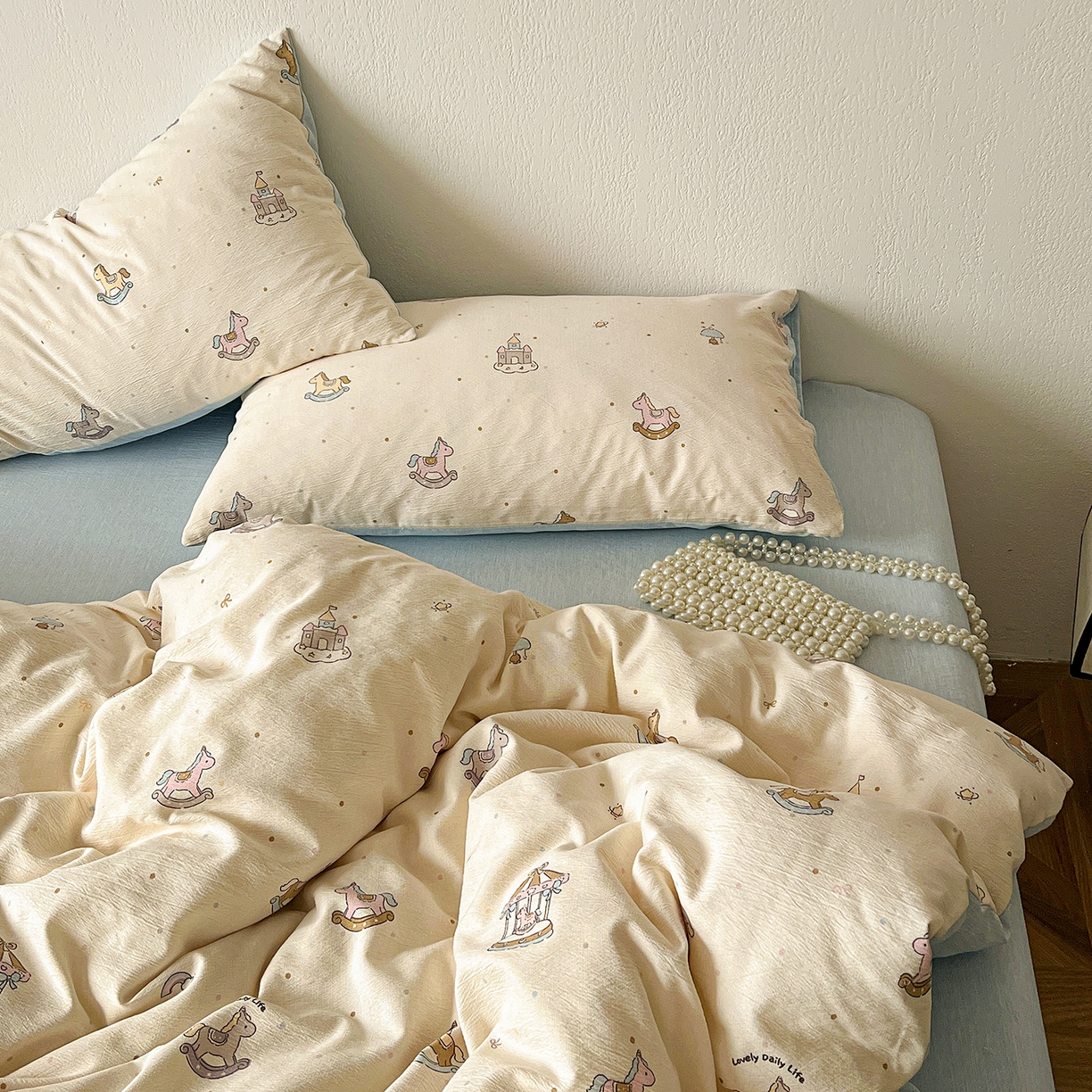 91家纺网 家纺一手货源 找家纺 仟网汇 2026新款高克重加厚色织提花系列四件套小布袋包装 童梦园