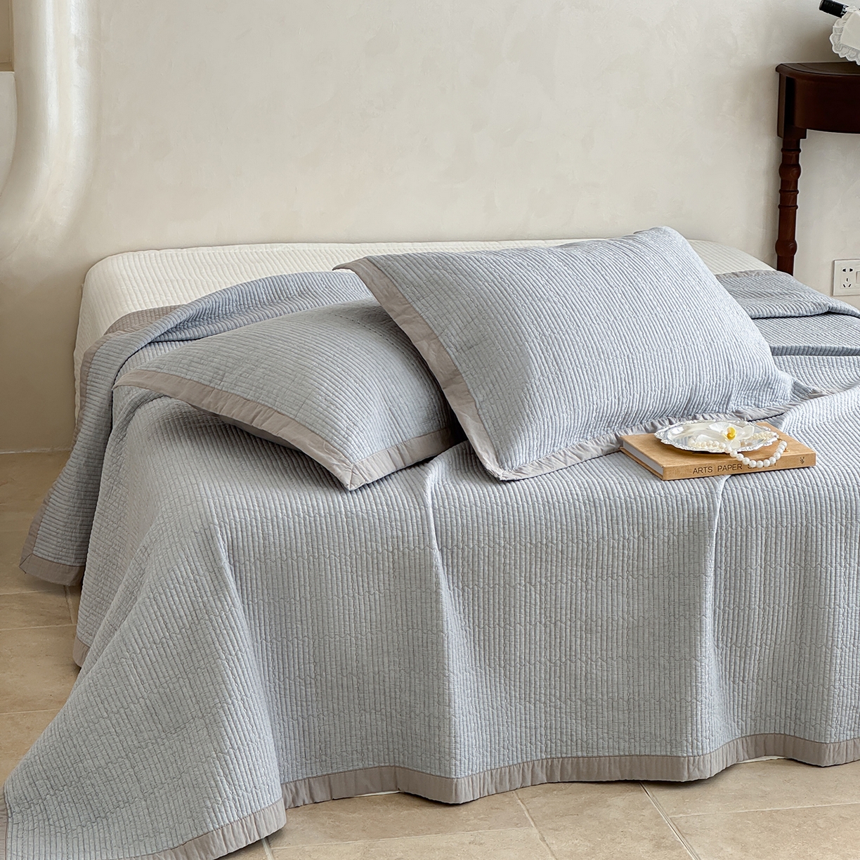 91家纺网 家纺一手货源 找家纺 （总）床盖工厂店 2026新款双面全棉水洗棉花糖床盖三件套-米通格系列