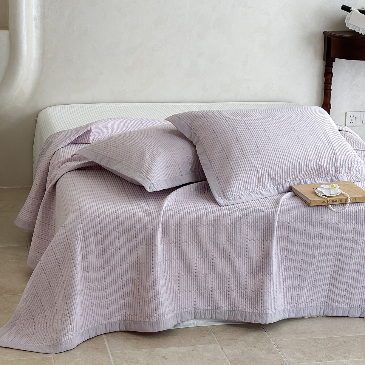 91家纺网 家纺一手货源 找家纺 床盖工厂店 2026新款双面全棉水洗棉花糖床盖三件套-米通格系列 米通格-浅紫