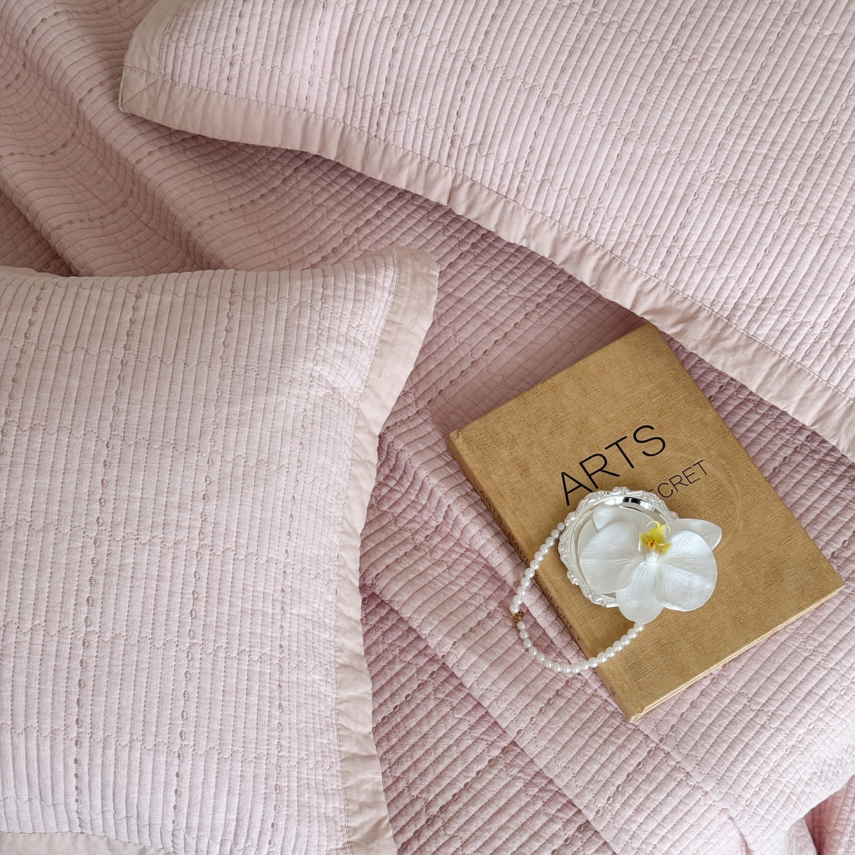 91家纺网 家纺一手货源 找家纺 床盖工厂店 2026新款双面全棉水洗棉花糖床盖三件套-米通格系列 米通格-玉色