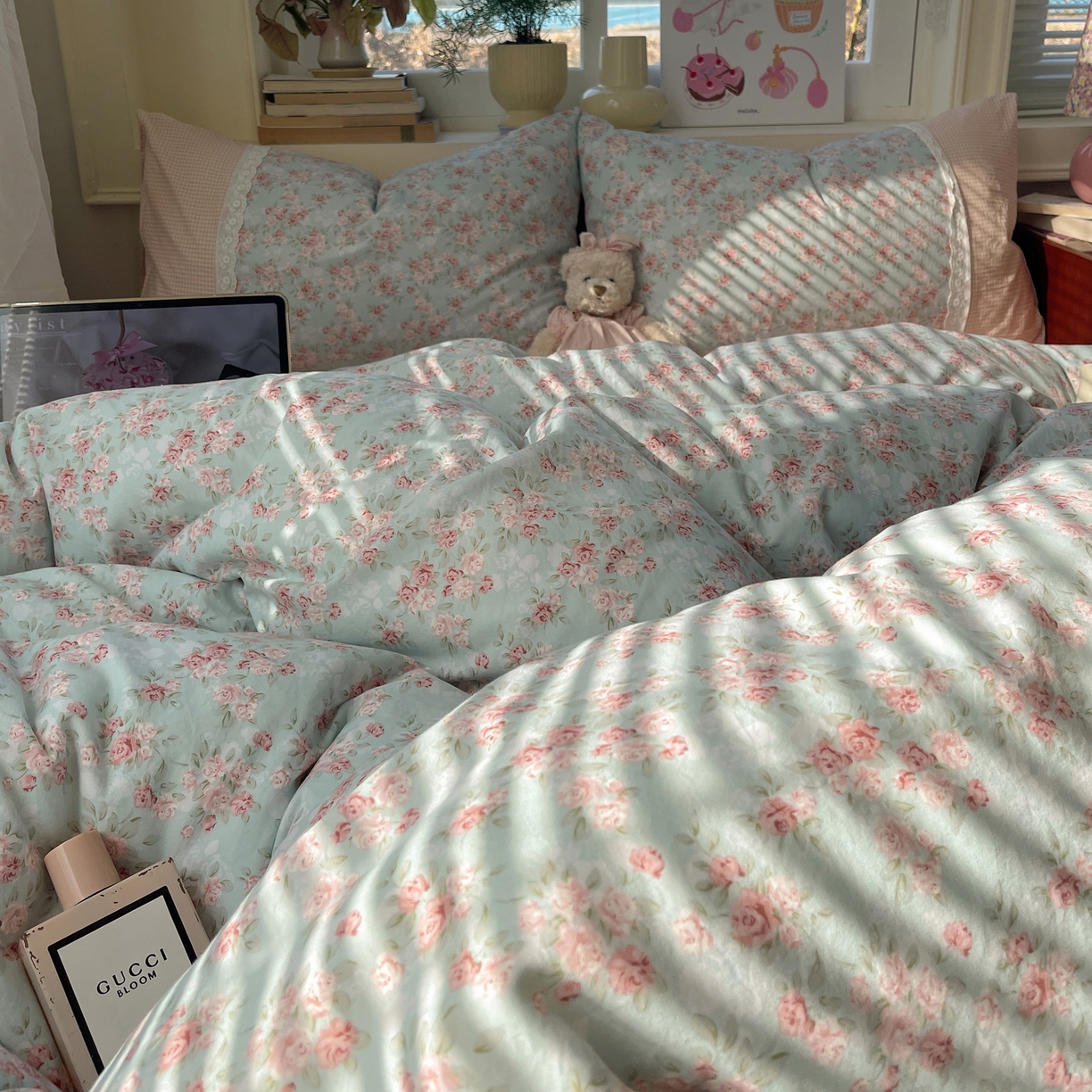 91家纺网 家纺一手货源 找家纺 （总）花漾家居 2025新款小红书爆款小清新全棉纯棉刺绣小花边古法仿棉水洗棉四件套