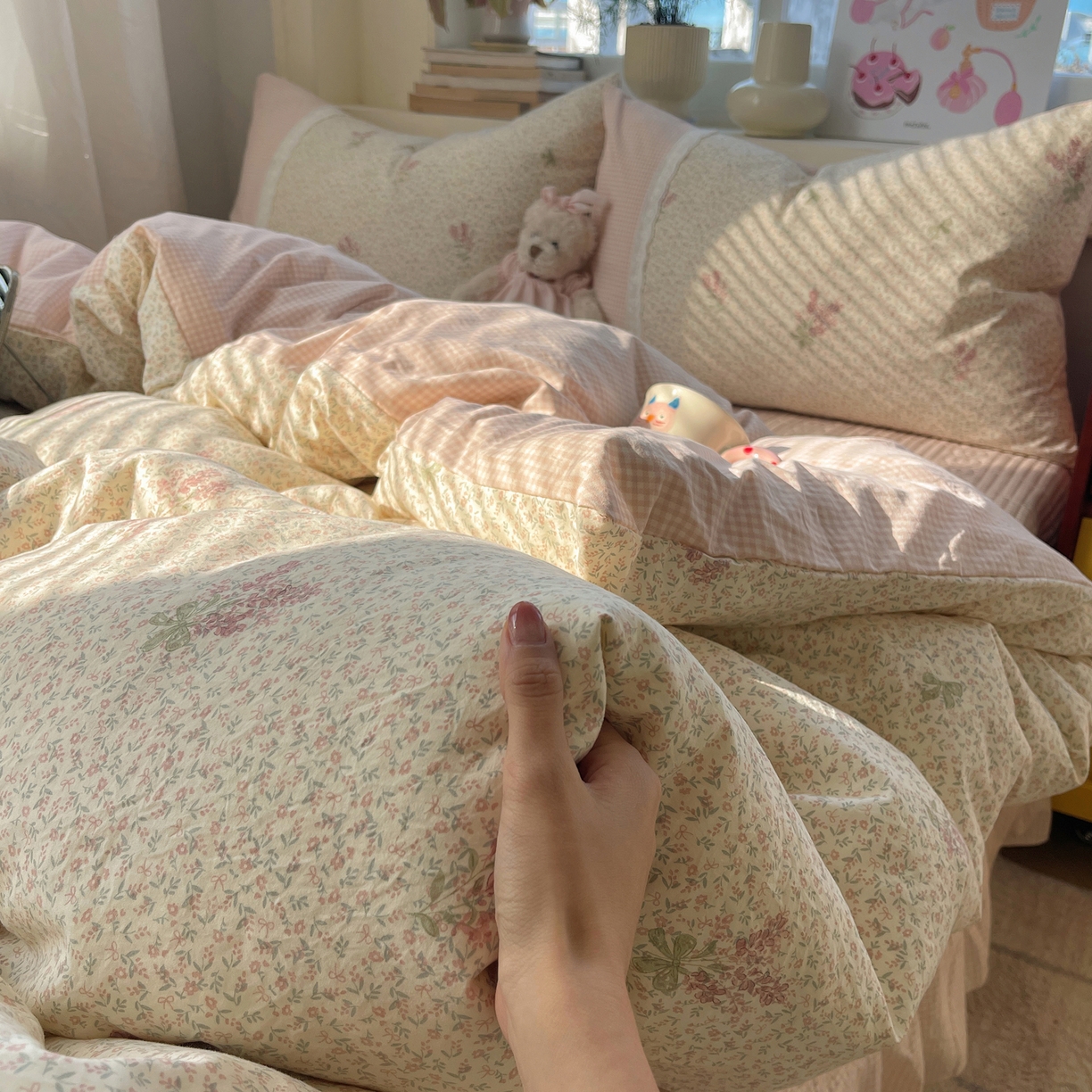 91家纺网 家纺一手货源 找家纺 花漾家居 2025新款小红书爆款小清新全棉纯棉刺绣小花边古法仿棉水洗棉四件套 花信子