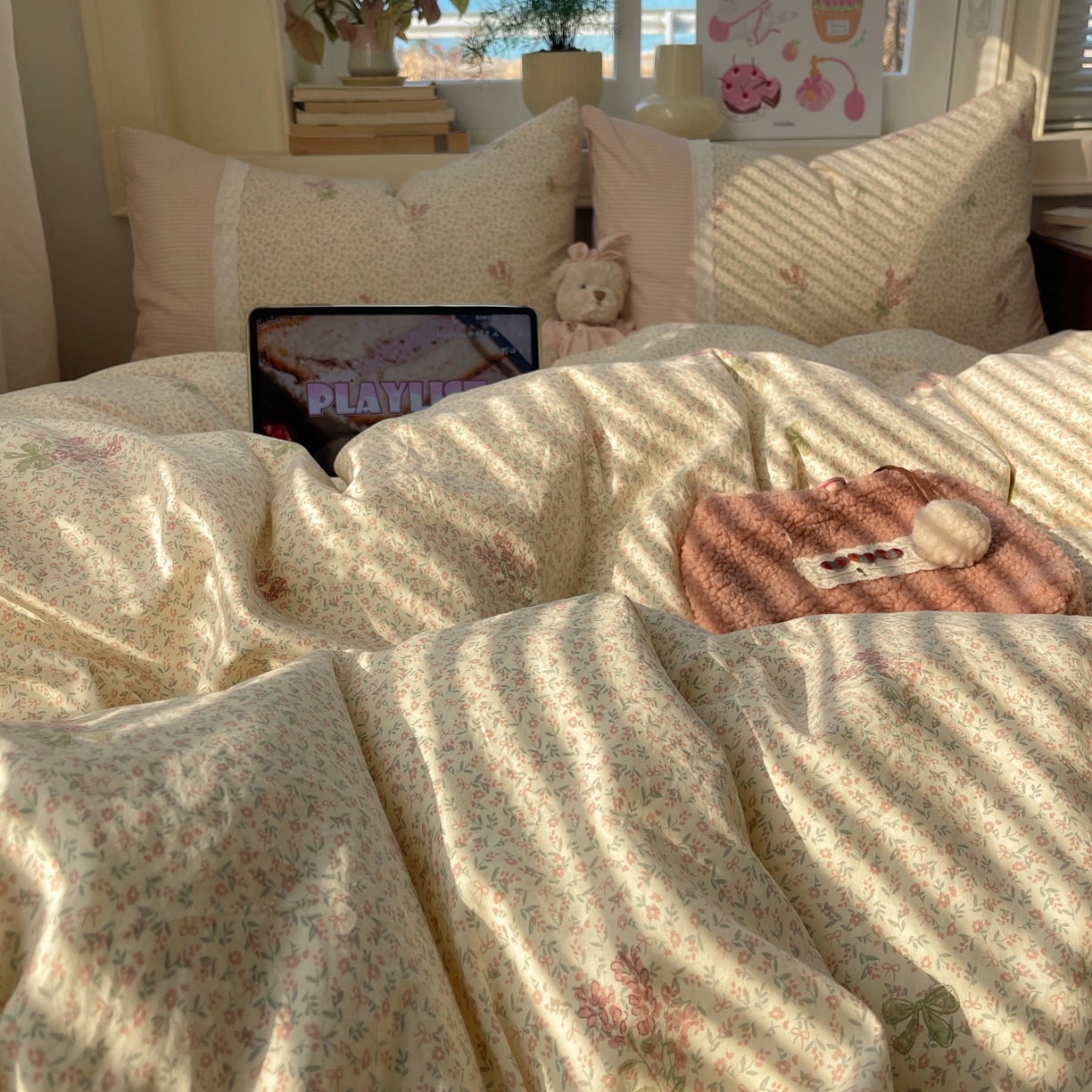 91家纺网 家纺一手货源 找家纺 花漾家居 2025新款小红书爆款小清新全棉纯棉刺绣小花边古法仿棉水洗棉四件套 花信子