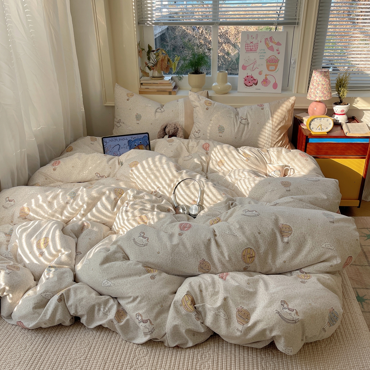 91家纺网 家纺一手货源 找家纺 花漾家居 2025新款小红书爆款小清新全棉纯棉刺绣小花边古法仿棉水洗棉四件套 浪漫气球