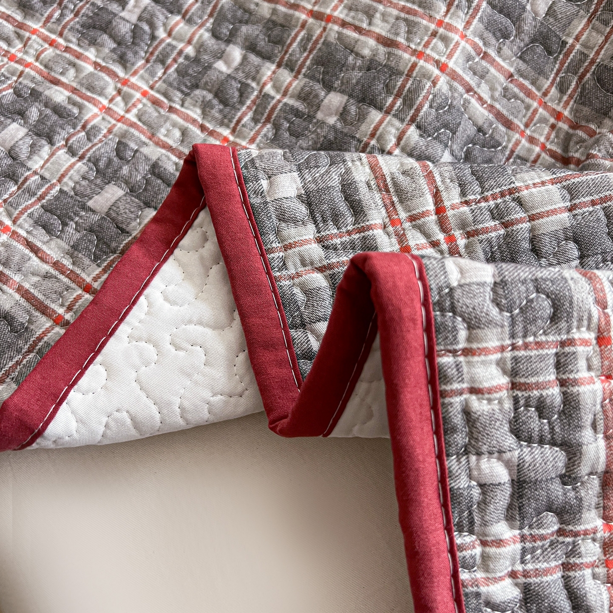 91家纺网 家纺一手货源 找家纺 （总）鑫喜莱家纺 2026新款全棉纯棉原创毛巾绣床盖三件套单床盖软床垫