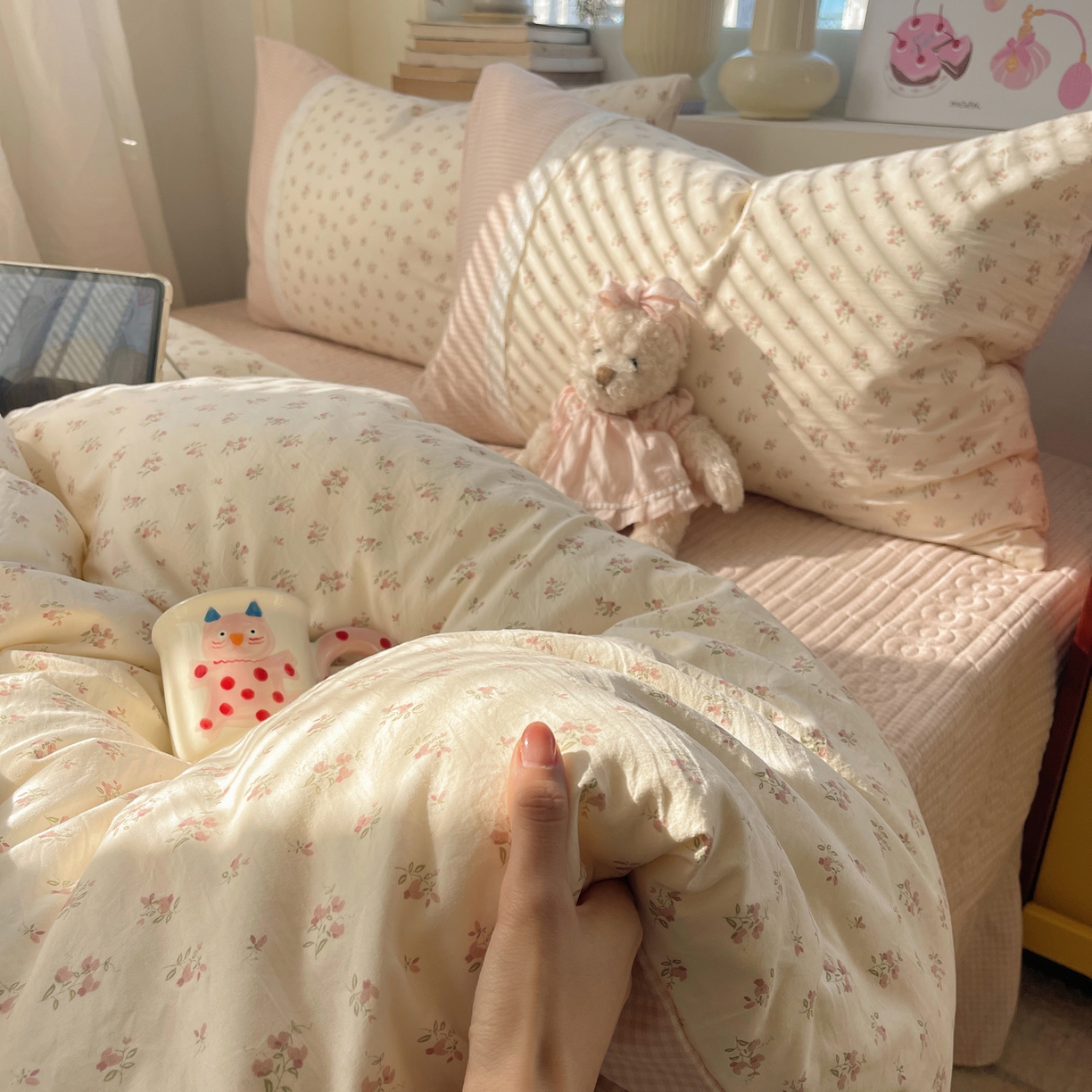 91家纺网 家纺一手货源 找家纺 花漾家居 2025新款小红书爆款小清新全棉纯棉刺绣小花边古法仿棉水洗棉四件套 栀夏