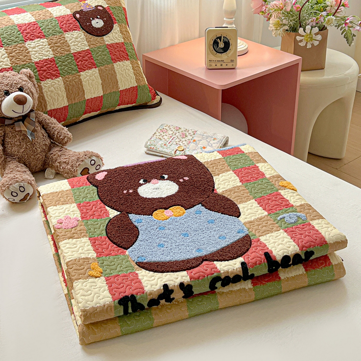 91家纺网 家纺一手货源 找家纺 鑫喜莱家纺 2026新款全棉纯棉原创毛巾绣床盖三件套单床盖软床垫 酷酷的小熊