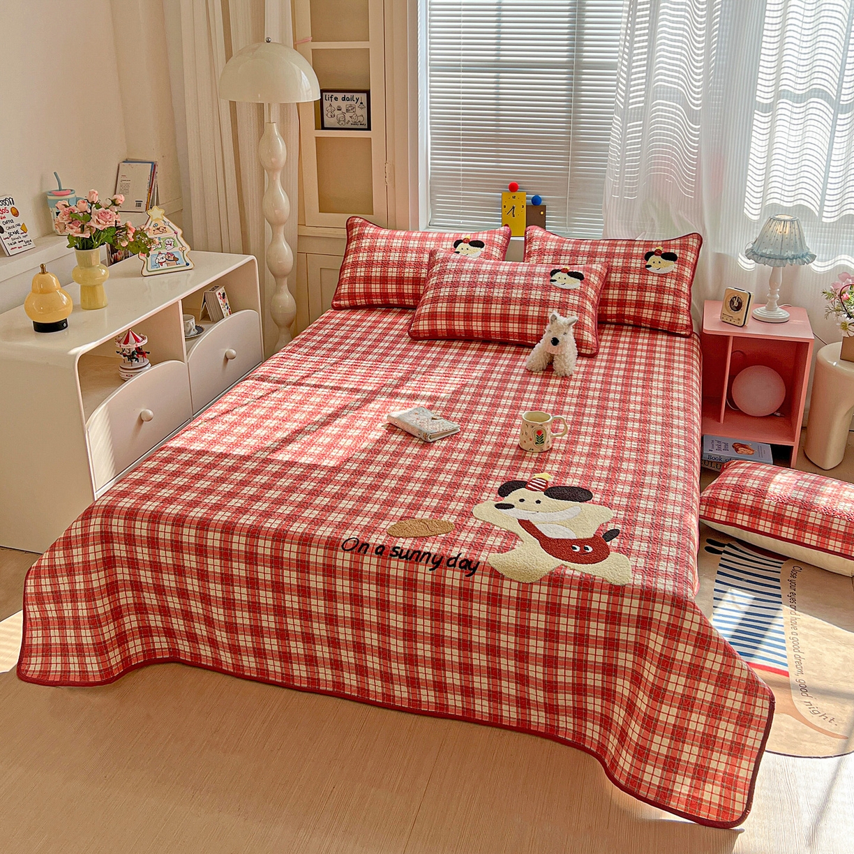 91家纺网 家纺一手货源 找家纺 鑫喜莱家纺 2026新款全棉纯棉原创毛巾绣床盖三件套单床盖软床垫 面包小狗