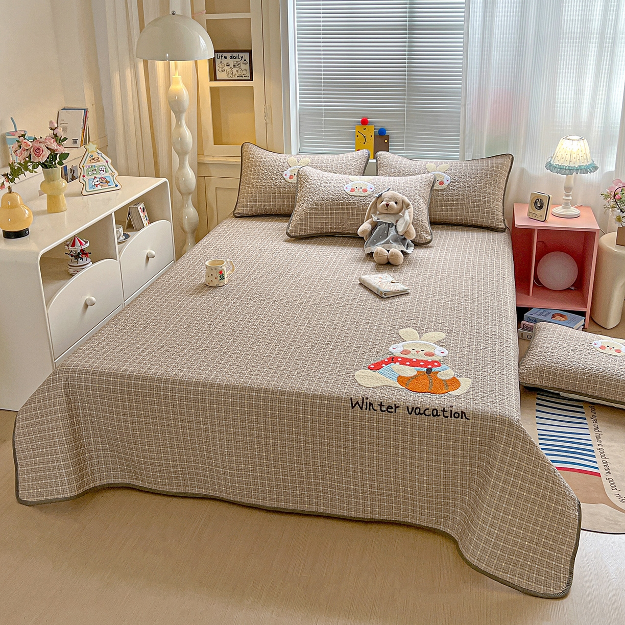 91家纺网 家纺一手货源 找家纺 鑫喜莱家纺 2026新款全棉纯棉原创毛巾绣床盖三件套单床盖软床垫 南瓜小兔