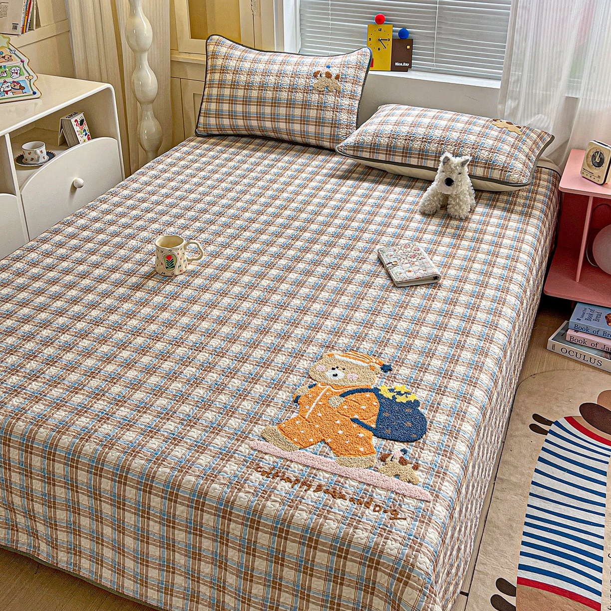 91家纺网 家纺一手货源 找家纺 鑫喜莱家纺 2026新款全棉纯棉原创毛巾绣床盖三件套单床盖软床垫 胖熊的星星