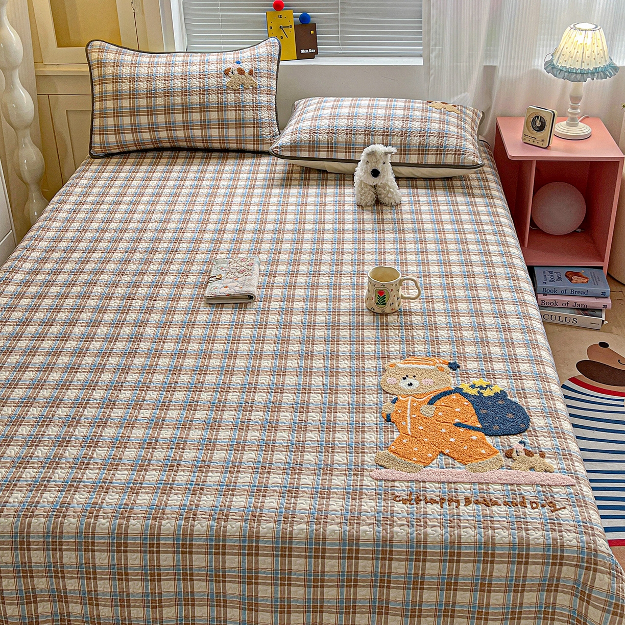 91家纺网 家纺一手货源 找家纺 鑫喜莱家纺 2026新款全棉纯棉原创毛巾绣床盖三件套单床盖软床垫 胖熊的星星