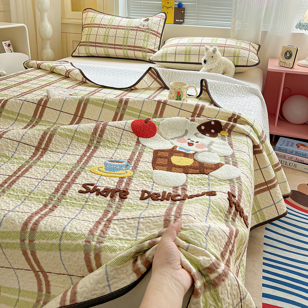 鑫喜莱家纺 2026新款全棉纯棉原创毛巾绣床盖三件套单床盖软床垫 苹果小狗