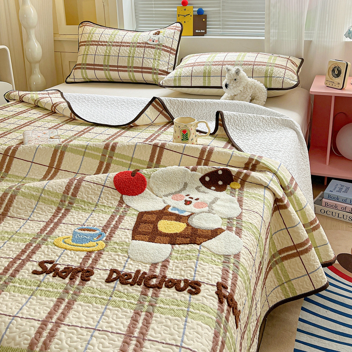 91家纺网 家纺一手货源 找家纺 鑫喜莱家纺 2026新款全棉纯棉原创毛巾绣床盖三件套单床盖软床垫 苹果小狗