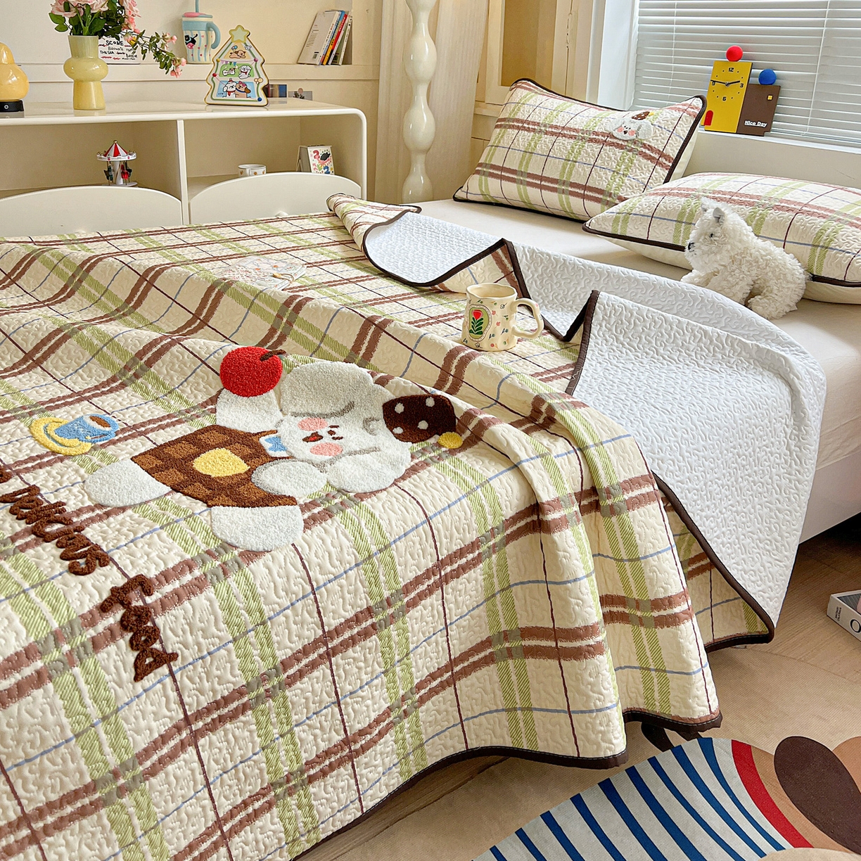 91家纺网 家纺一手货源 找家纺 鑫喜莱家纺 2026新款全棉纯棉原创毛巾绣床盖三件套单床盖软床垫 苹果小狗