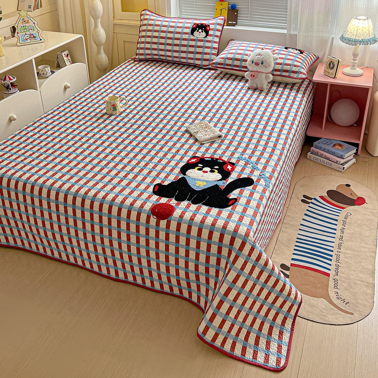 91家纺网 家纺一手货源 找家纺 鑫喜莱家纺 2026新款全棉纯棉原创毛巾绣床盖三件套单床盖软床垫 线团小黑猫