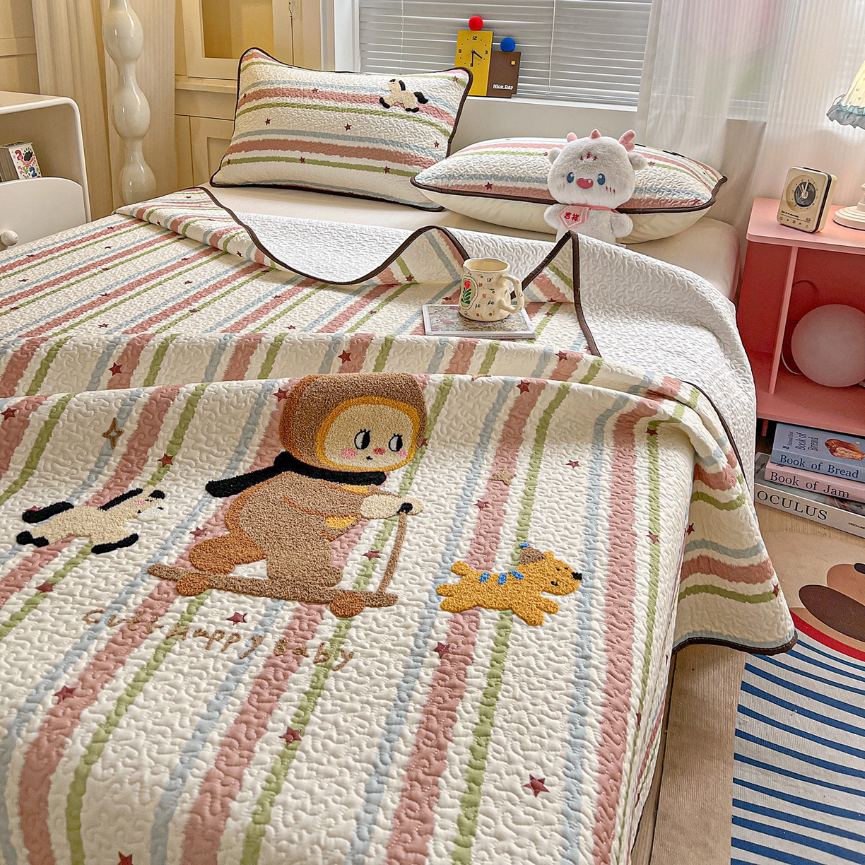 91家纺网 家纺一手货源 找家纺 鑫喜莱家纺 2026新款全棉纯棉原创毛巾绣床盖三件套单床盖软床垫 星星人