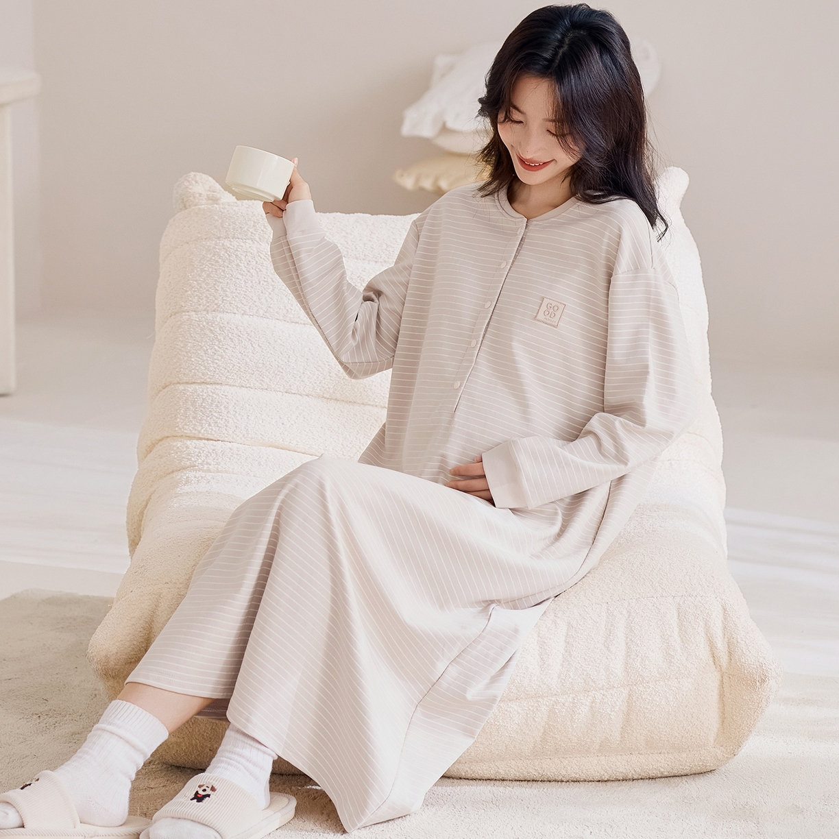 91家纺网 家纺一手货源 找家纺 洛兰沙家居馆 2026新款长袖全棉纯棉孕妇睡裙女带胸垫产前产后哺乳喂奶月子服连衣裙 月子裙3