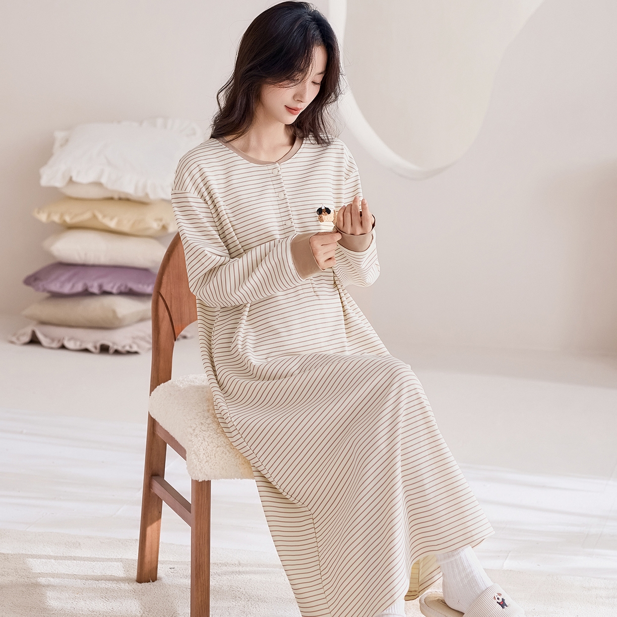 91家纺网 家纺一手货源 找家纺 洛兰沙家居馆 2026新款长袖全棉纯棉孕妇睡裙女带胸垫产前产后哺乳喂奶月子服连衣裙 月子裙8