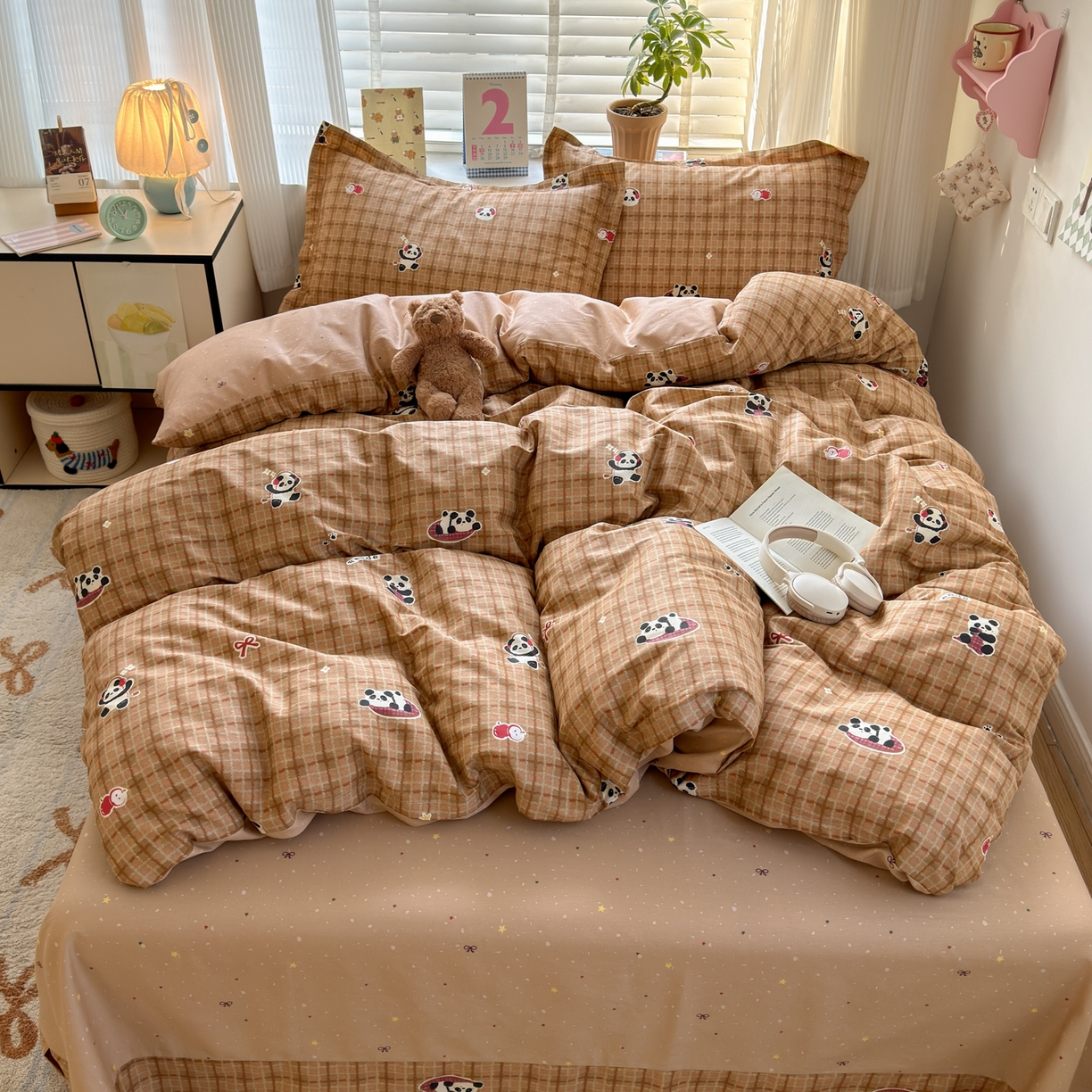 91家纺网 家纺一手货源 找家纺 （总）女子家纺 2026新款全棉网红直播热款吊边一字绣工艺款四件套-系列三