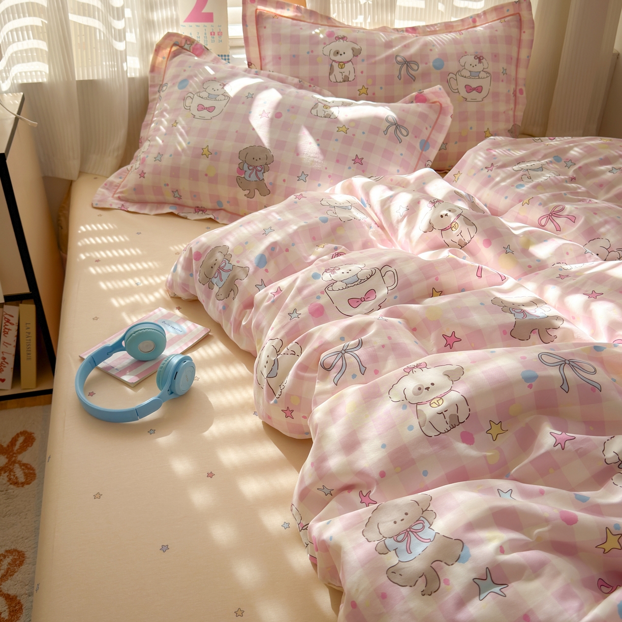 91家纺网 家纺一手货源 找家纺 女子家纺 2026新款全棉网红直播热款吊边一字绣工艺款四件套-系列三 粉格星星狗